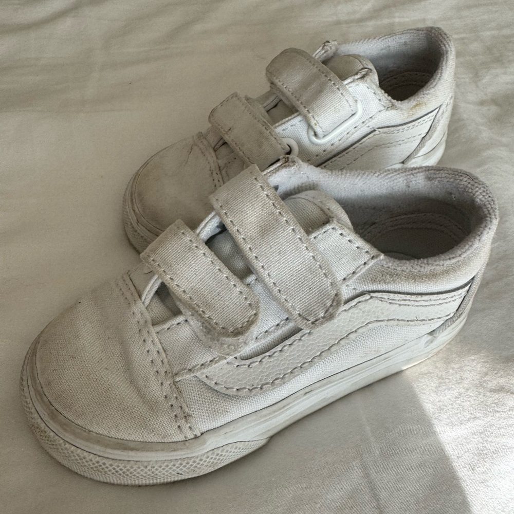 VANS all white Velcro, toddler shoe, size 6C